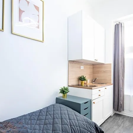 Ultra For Solo Traveller - Air Con Appartement Budapest